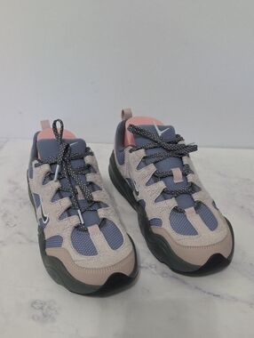 Nike Tech Hera Trainers Sneakers